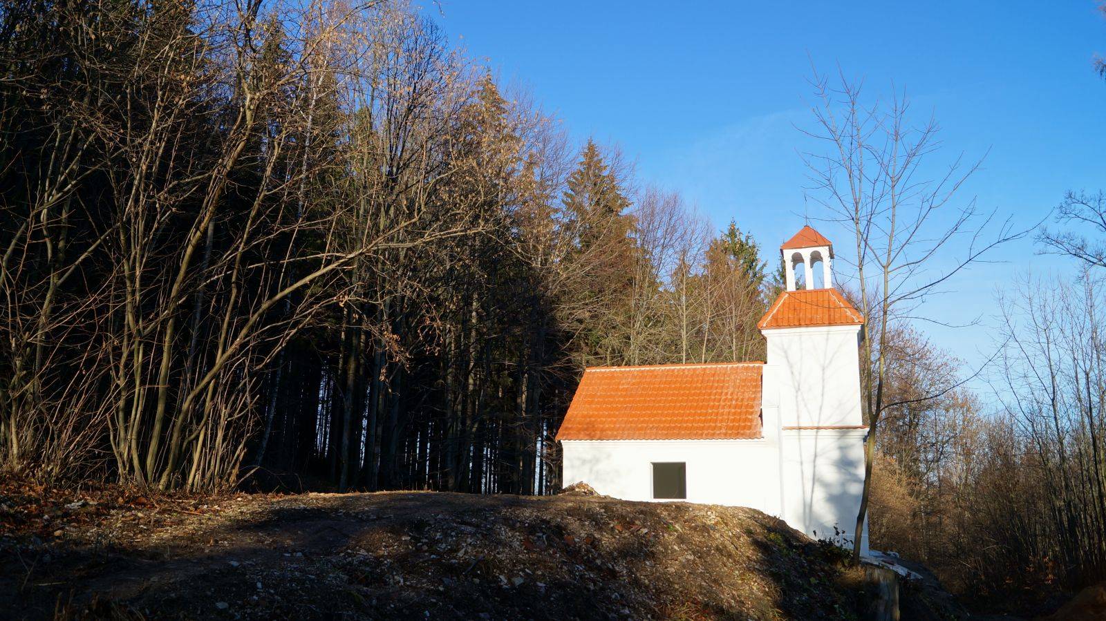 Sudetská cesta – křížová cesta + kaple